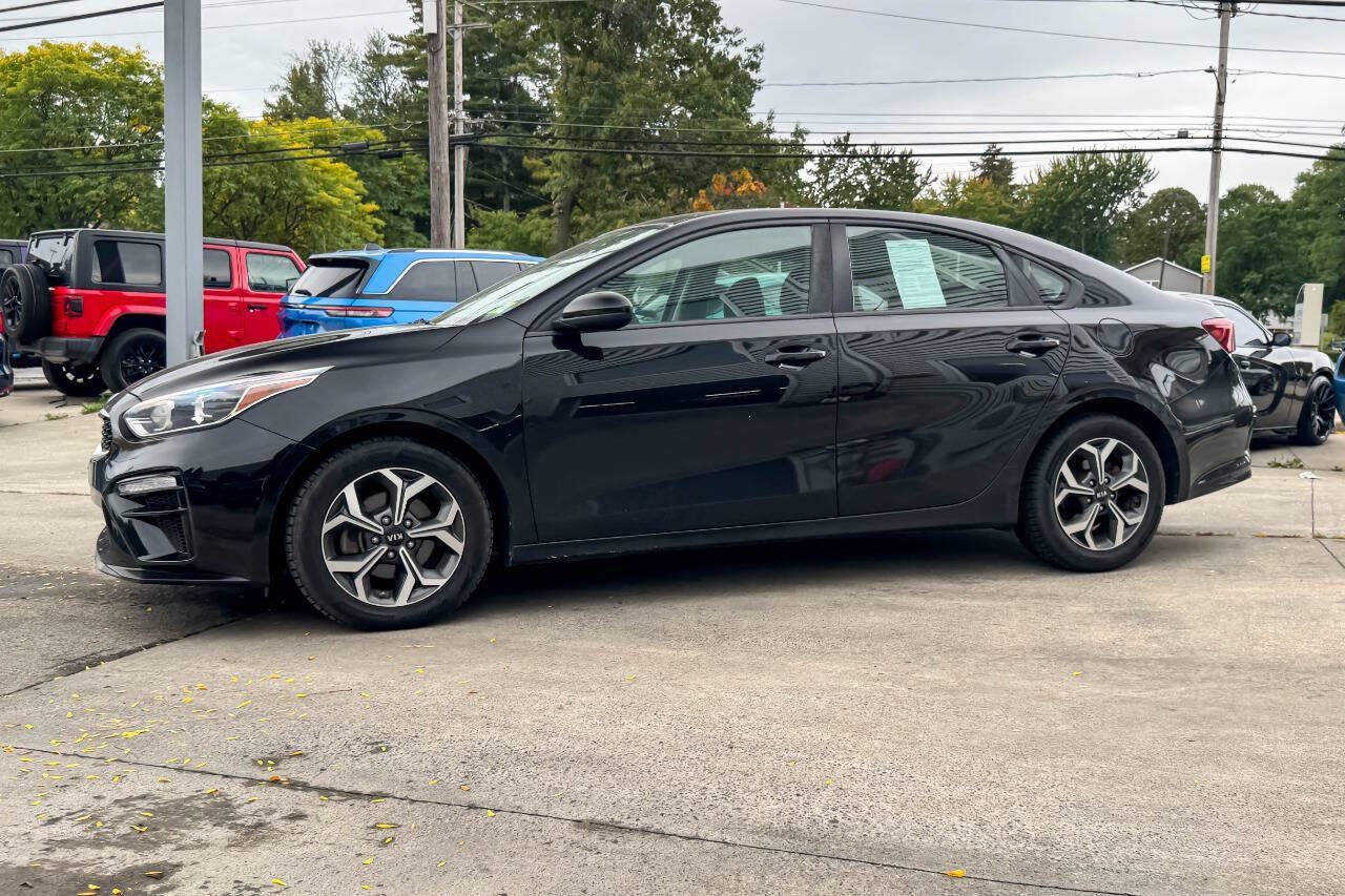 Used 2019 Kia Forte LXS FWD image 6