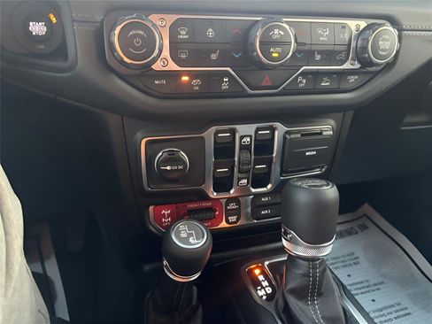 New 2025 Jeep Wrangler Unlimited Rubicon 392 image 29