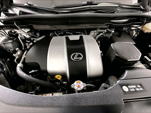 Used 2018 Lexus RX 350L FWD w/ Premium Package image 9