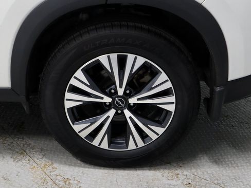 Certified 2022 Nissan Rogue SV image 20