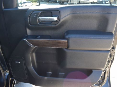 Used 2019 Chevrolet Silverado 1500 LT Trail Boss image 13