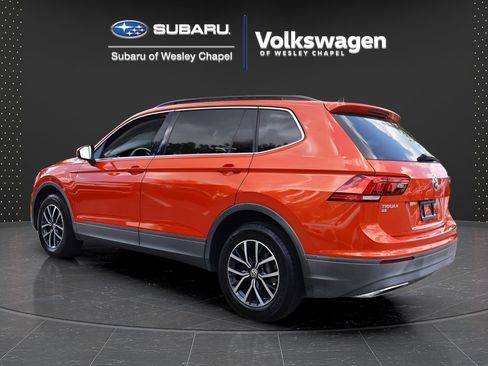 Used 2019 Volkswagen Tiguan SE w/ Panoramic Sunroof Package FWD image 5