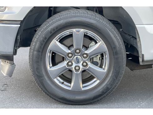 Used 2019 Ford F150 XLT w/ Equipment Group 302A Luxury image 10