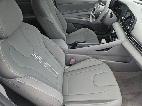 New 2026 Hyundai Elantra Sport FWD image 14