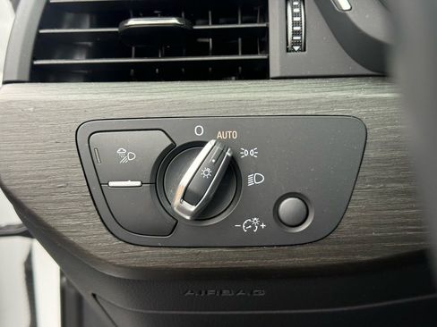 Used 2024 Audi A4 2.0T Premium Plus image 17