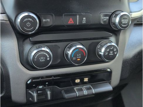 Used 2024 RAM 2500 Big Horn image 18