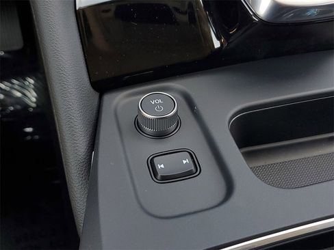 New 2026 Acura MDX FWD image 30