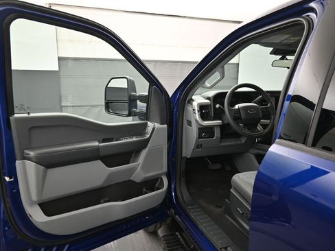 New 2026 Ford F250 XLT w/ FX4 Off-Road Package image 8