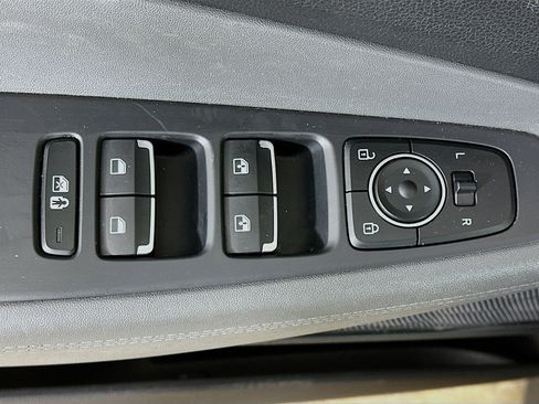 Used 2023 Hyundai Santa Fe SEL image 15