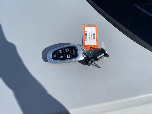 Used 2024 Hyundai Ioniq 5 SEL AWD/4WD image 28