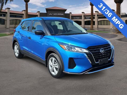 Used 2024 Nissan Kicks S w/ Interior Electronics Package FWD image 2