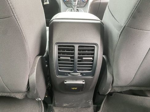 Used 2017 Ford C-MAX SE image 27