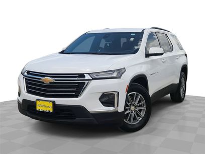 Used 2023 Chevrolet Traverse LT