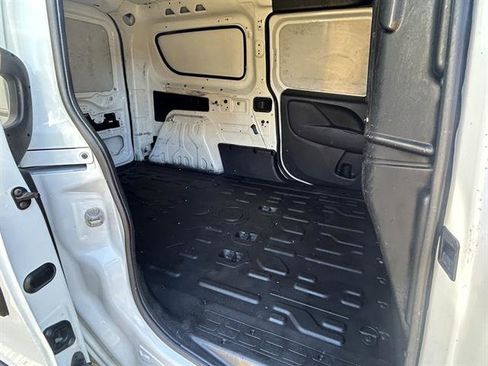 Used 2022 RAM ProMaster City Tradesman image 9