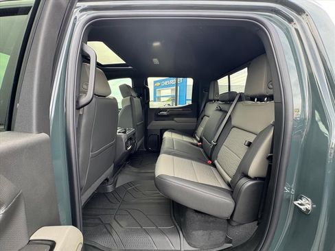 New 2026 Chevrolet Silverado 1500 ZR2 w/ LPO, Dark Essentials Package AWD/4WD image 9