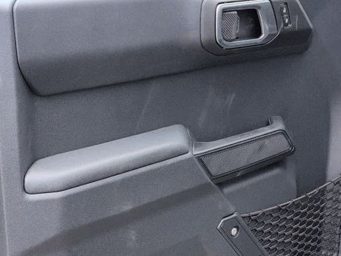 New 2025 Ford Bronco 4-Door AWD/4WD image 10