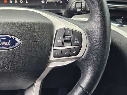 Used 2022 Ford Explorer XLT w/ Equipment Group 202A RWD image 28