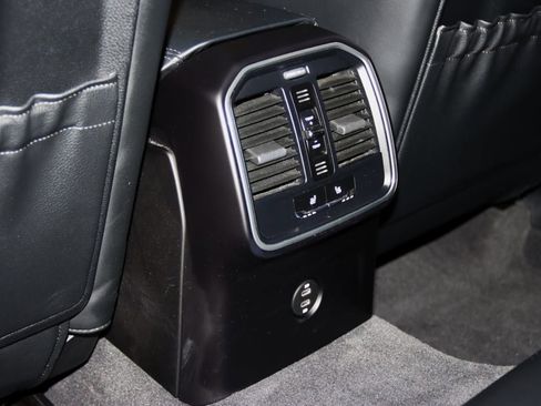 Used 2021 Porsche Macan GTS image 54