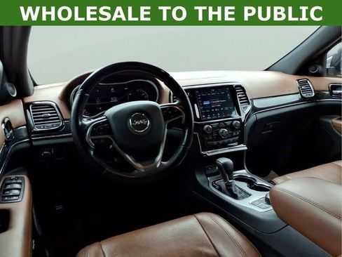 Used 2020 Jeep Grand Cherokee Overland AWD/4WD image 13