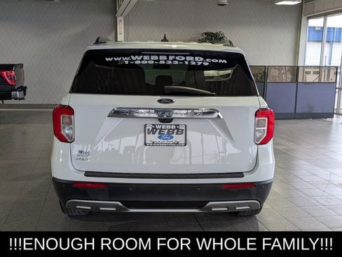 Used 2022 Ford Explorer XLT w/ Equipment Group 202A image 7