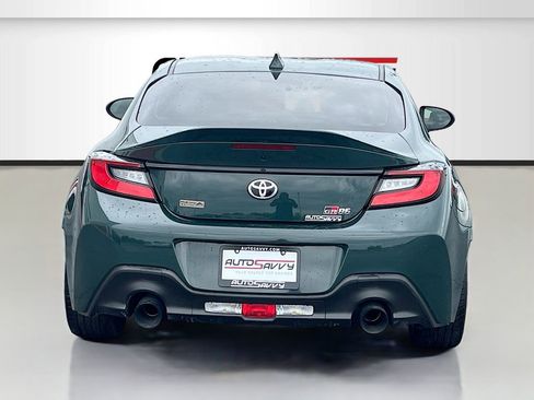 Used 2025 Toyota GR86 Hakone Edition RWD image 6