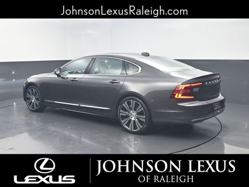 Used 2024 Volvo S90 B6 Ultimate image 7