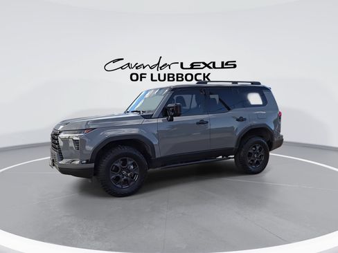 Used 2025 Lexus GX 550 AWD/4WD image 5