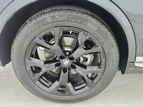 Used 2026 BMW X7 xDrive40i image 64
