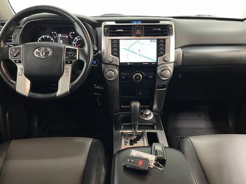 Used 2024 Toyota 4Runner SR5 Premium w/ Moonroof Package AWD/4WD image 10