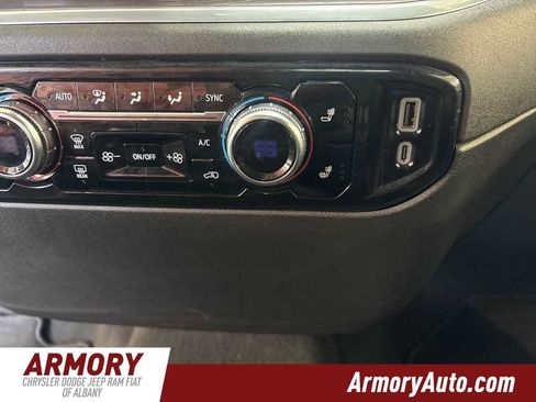 Used 2025 GMC Sierra 1500 SLT image 20