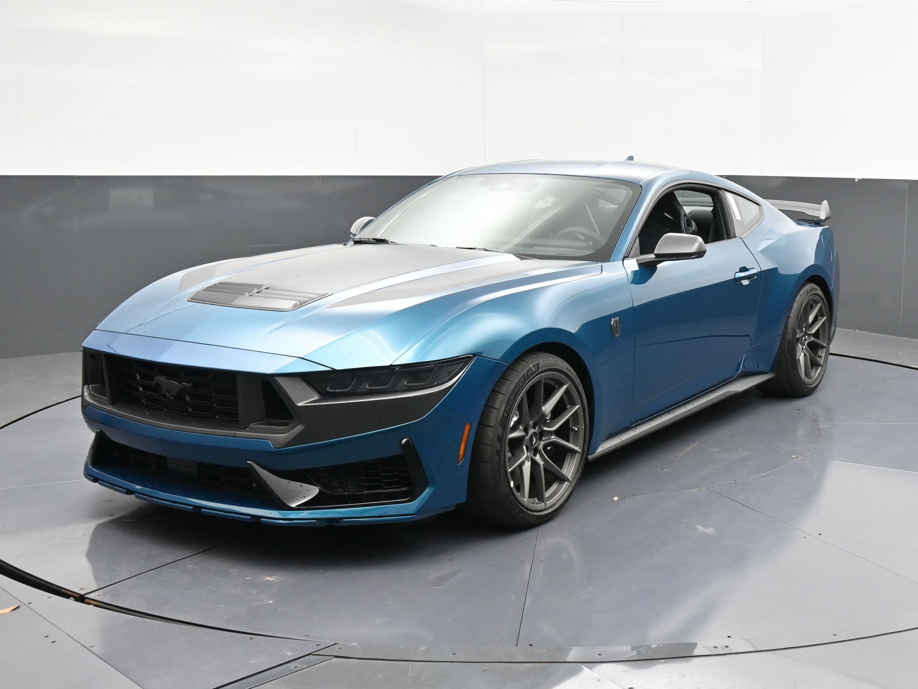 Used 2026 Ford Mustang Dark Horse w/ Dark Horse Handlin Package RWD image 4