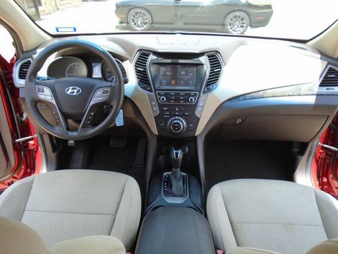 Used 2017 Hyundai Santa Fe Sport FWD image 13