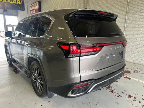 Used 2023 Lexus LX 600 F Sport w/ Accessory Package (Z1) AWD/4WD image 6
