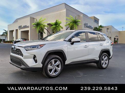 Used 2021 Toyota RAV4 XSE image 1