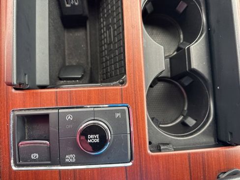 Used 2023 Lincoln Navigator Reserve image 25