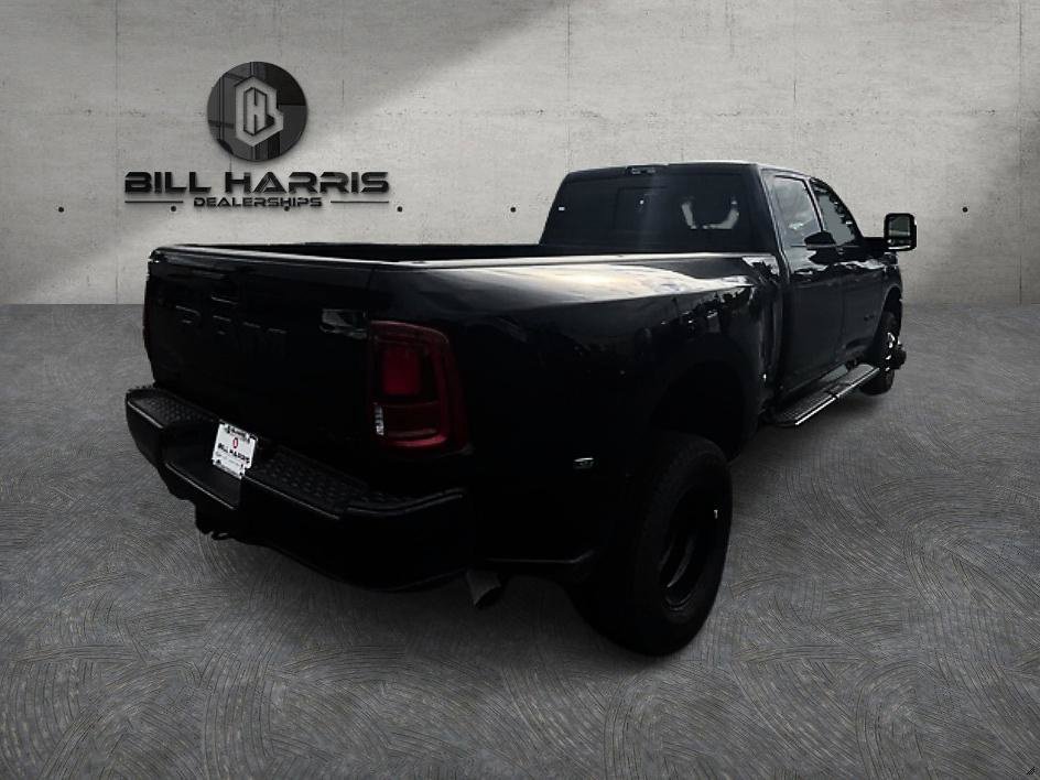 New 2027 RAM 3500 Big Horn AWD/4WD image 6