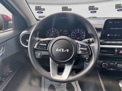 Used 2023 Kia Forte LXS FWD image 13