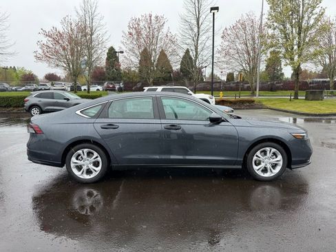 New 2026 Honda Accord LX image 9