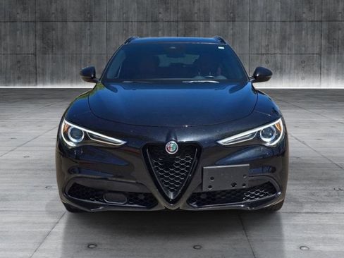 Used 2022 Alfa Romeo Stelvio Veloce AWD/4WD image 7