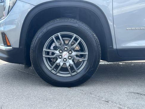 Certified 2025 GMC Acadia Elevation image 11