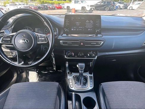 Used 2021 Kia Seltos S AWD/4WD image 14