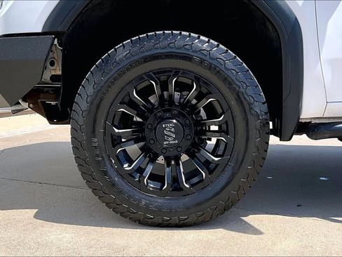 Used 2022 GMC Sierra 2500 SLE w/ SLE Convenience Package AWD/4WD image 10