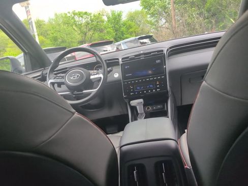 Used 2022 Hyundai Santa Cruz Limited AWD/4WD image 31