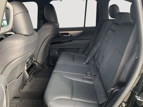 Used 2024 Lexus LX 600 F Sport image 24