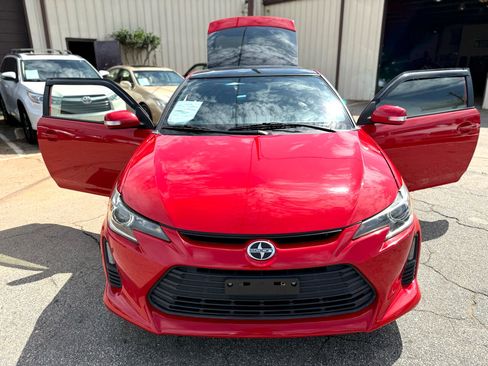 Used 2015 Scion tC image 36