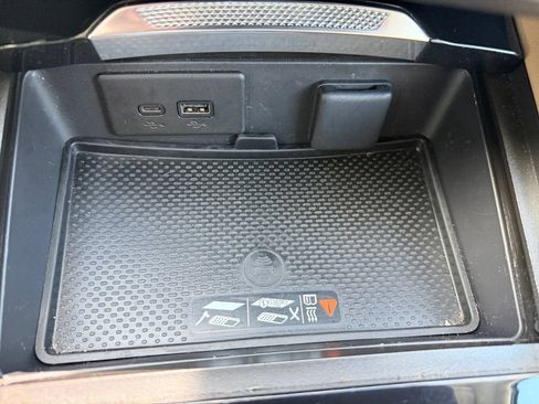 Used 2024 Buick Envision Preferred AWD/4WD image 20