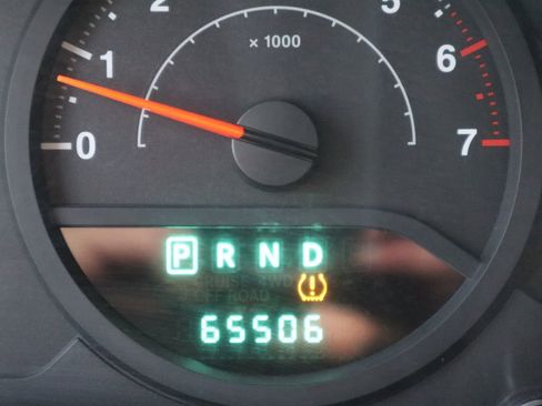 Used 2008 Jeep Wrangler X image 40