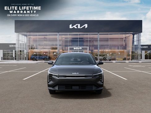 New 2026 Kia K4 FWD image 3