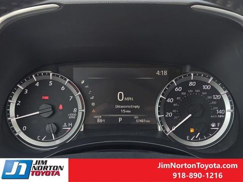 Used 2023 Toyota Highlander XLE FWD image 16