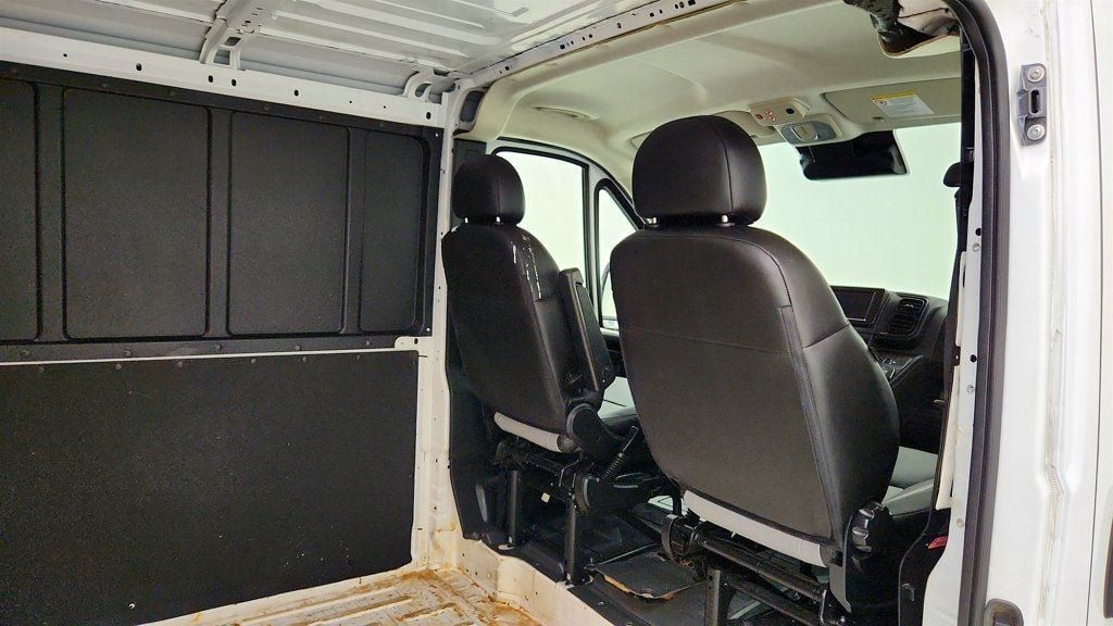 Used 2025 RAM ProMaster 2500 w/ Convenience Group FWD image 25